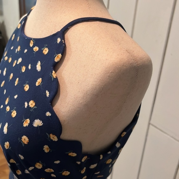 NWT Fortune + Ivy Taliyah Scallop Detail Knit Dress - Picture 2 of 5